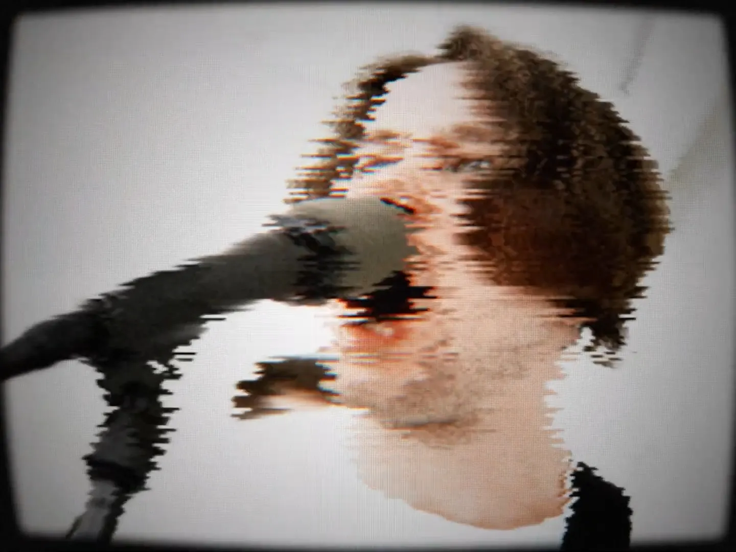 Hone - Blurry Visions — still 9