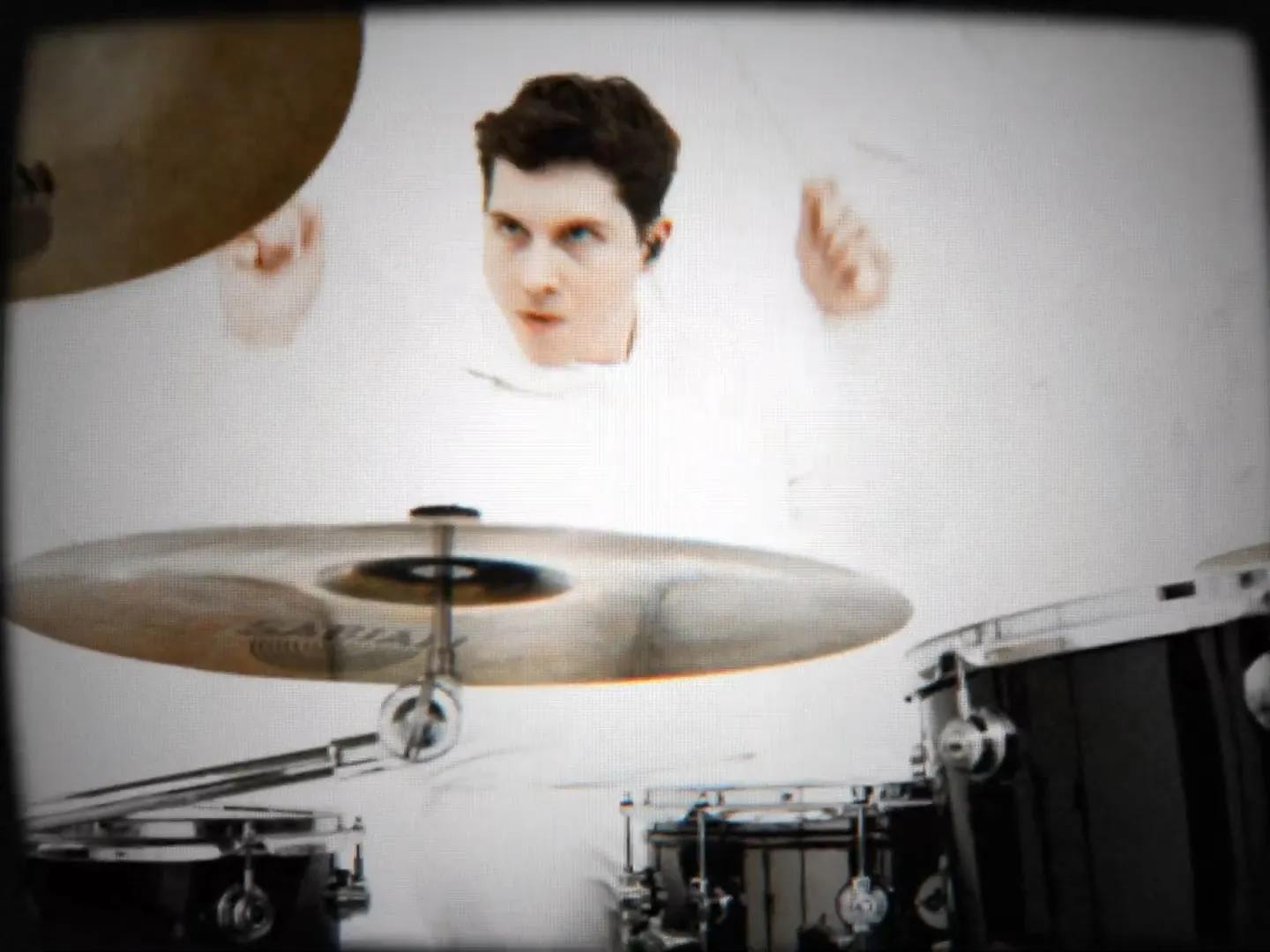 Hone - Blurry Visions — still 7